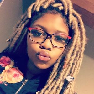 Meet your Posher, Faith